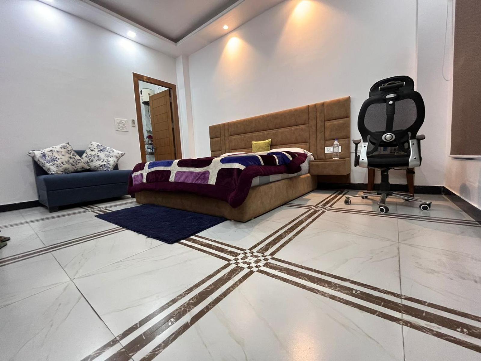 Shreshth Home Stay - Best Family Accommodation - 3Km From Har Ki Pauri, Haridwar, Uttarakhand エクステリア 写真