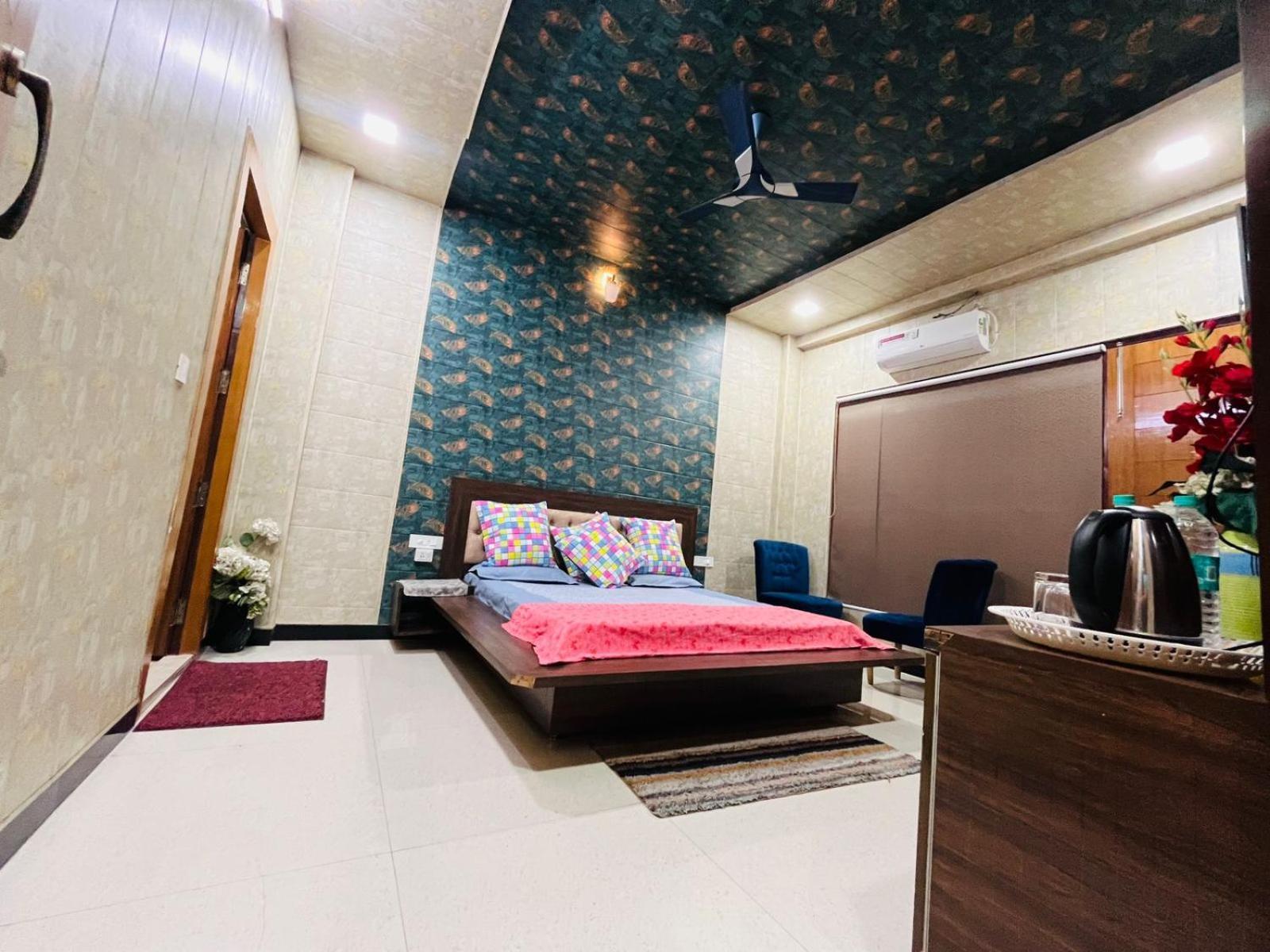 Shreshth Home Stay - Best Family Accommodation - 3Km From Har Ki Pauri, Haridwar, Uttarakhand エクステリア 写真