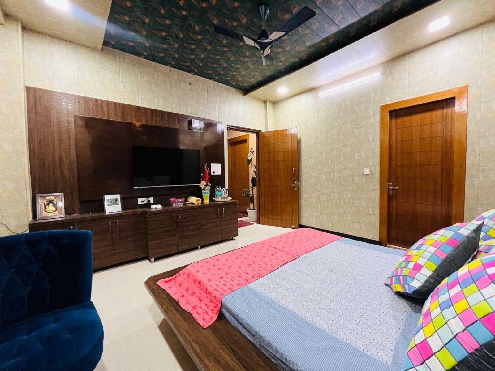 Shreshth Home Stay - Best Family Accommodation - 3Km From Har Ki Pauri, Haridwar, Uttarakhand エクステリア 写真