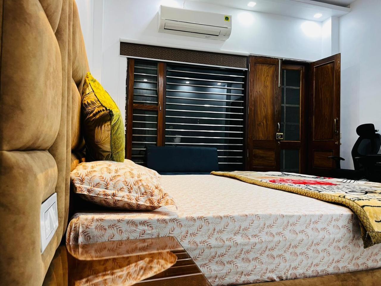 Shreshth Home Stay - Best Family Accommodation - 3Km From Har Ki Pauri, Haridwar, Uttarakhand エクステリア 写真