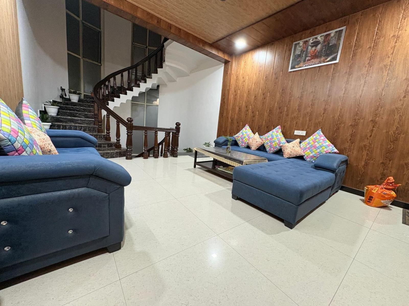 Shreshth Home Stay - Best Family Accommodation - 3Km From Har Ki Pauri, Haridwar, Uttarakhand エクステリア 写真