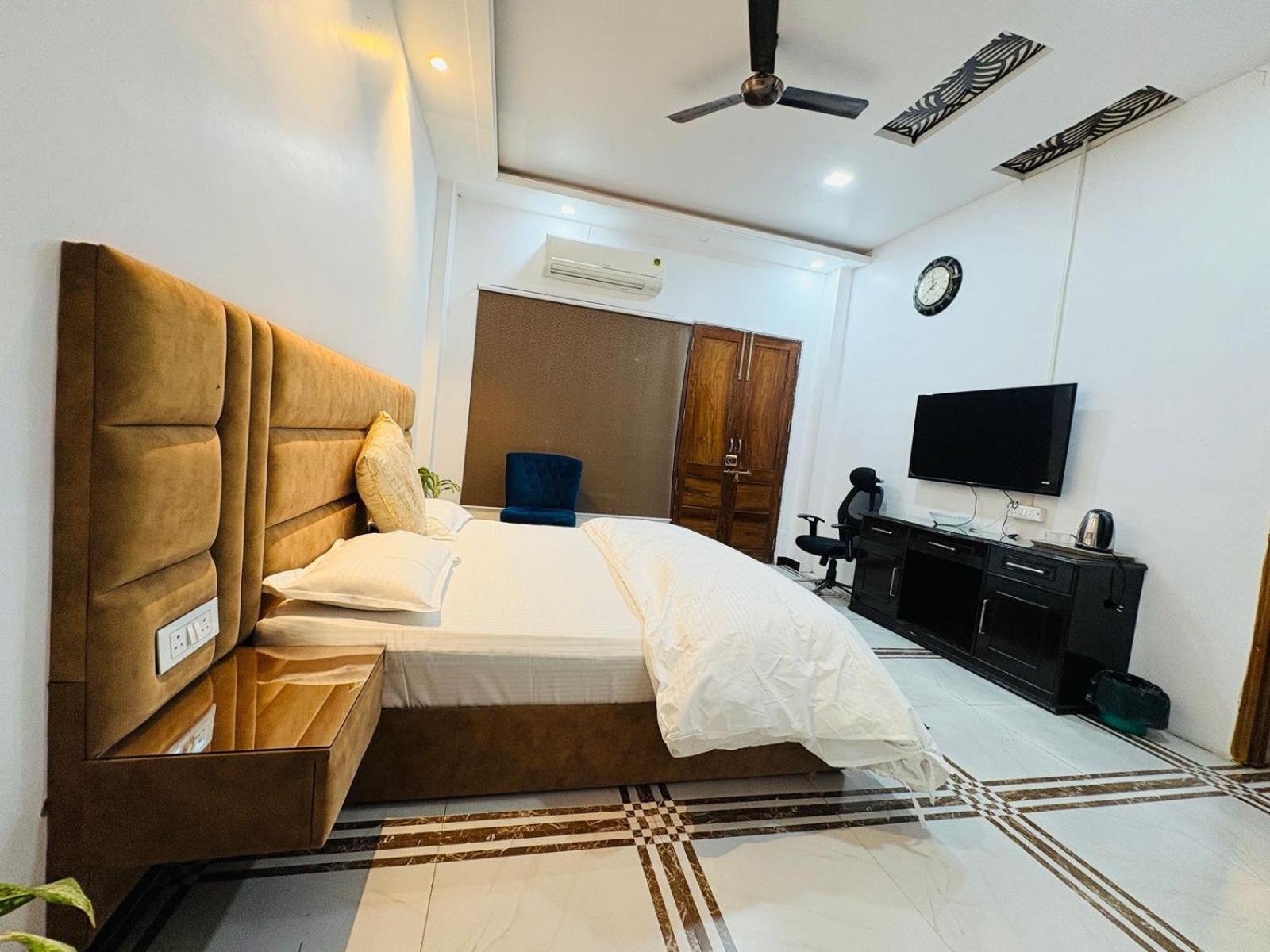 Shreshth Home Stay - Best Family Accommodation - 3Km From Har Ki Pauri, Haridwar, Uttarakhand エクステリア 写真