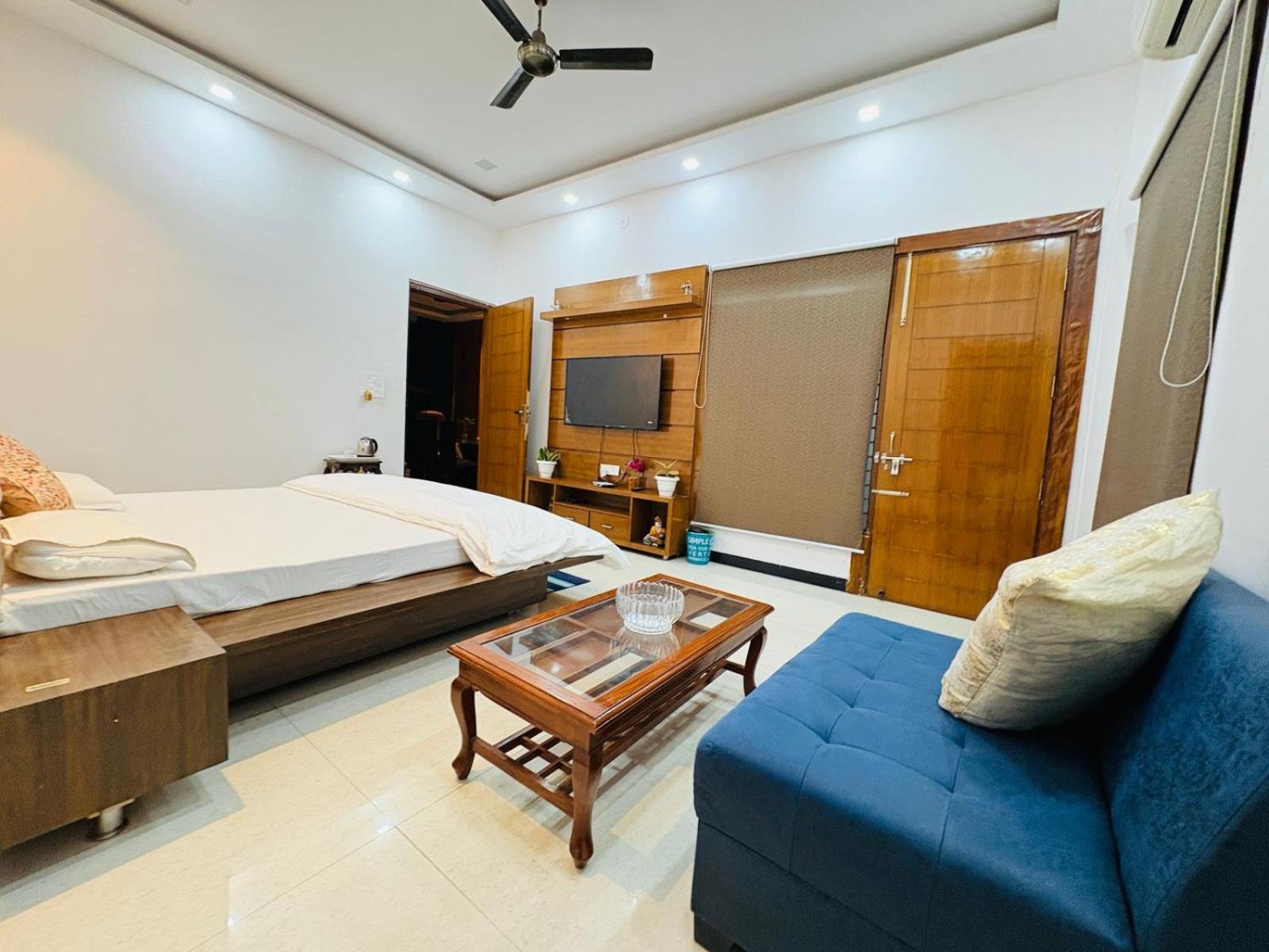 Shreshth Home Stay - Best Family Accommodation - 3Km From Har Ki Pauri, Haridwar, Uttarakhand エクステリア 写真